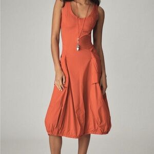FastPack Bubble Hem Dress